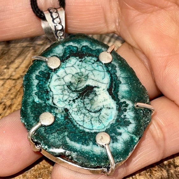 Blue Green Large Round Solar Quartz Pendant 2” - Picture 7 of 9